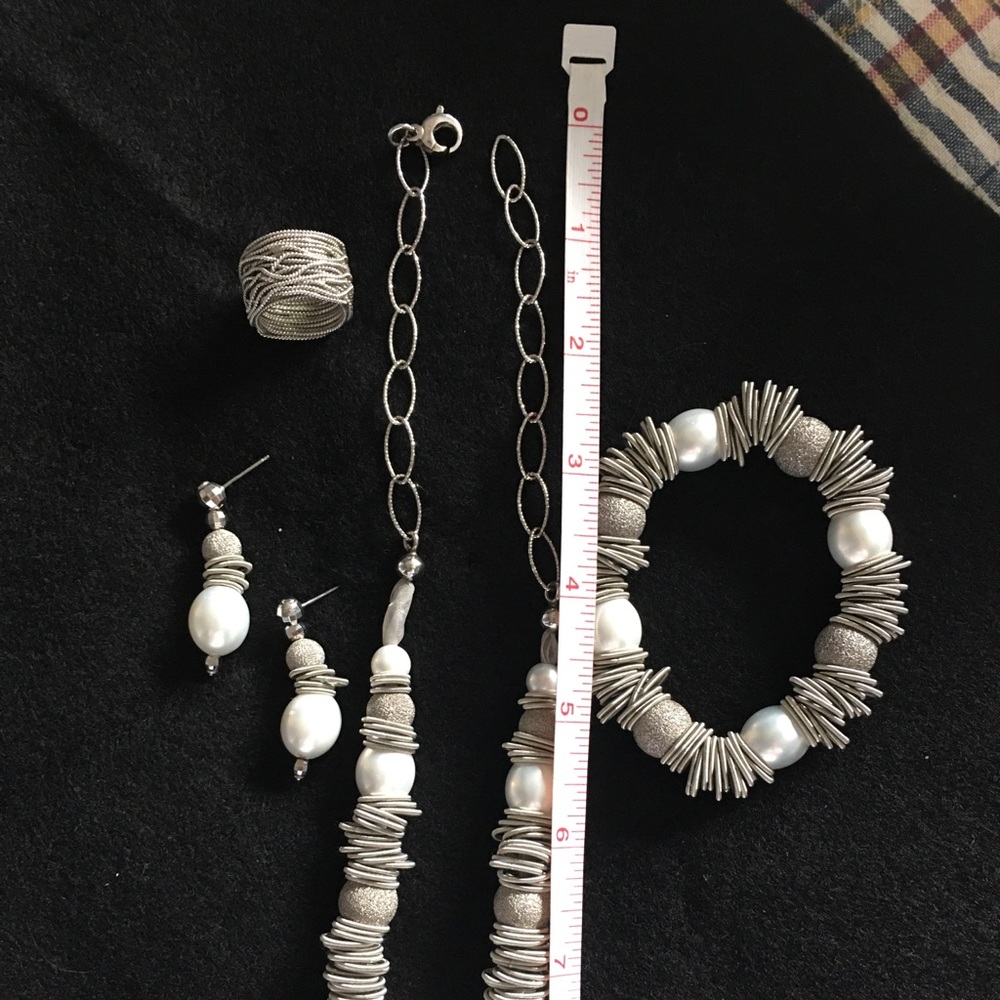 Necklace, bracelet, earrings set (ring is included